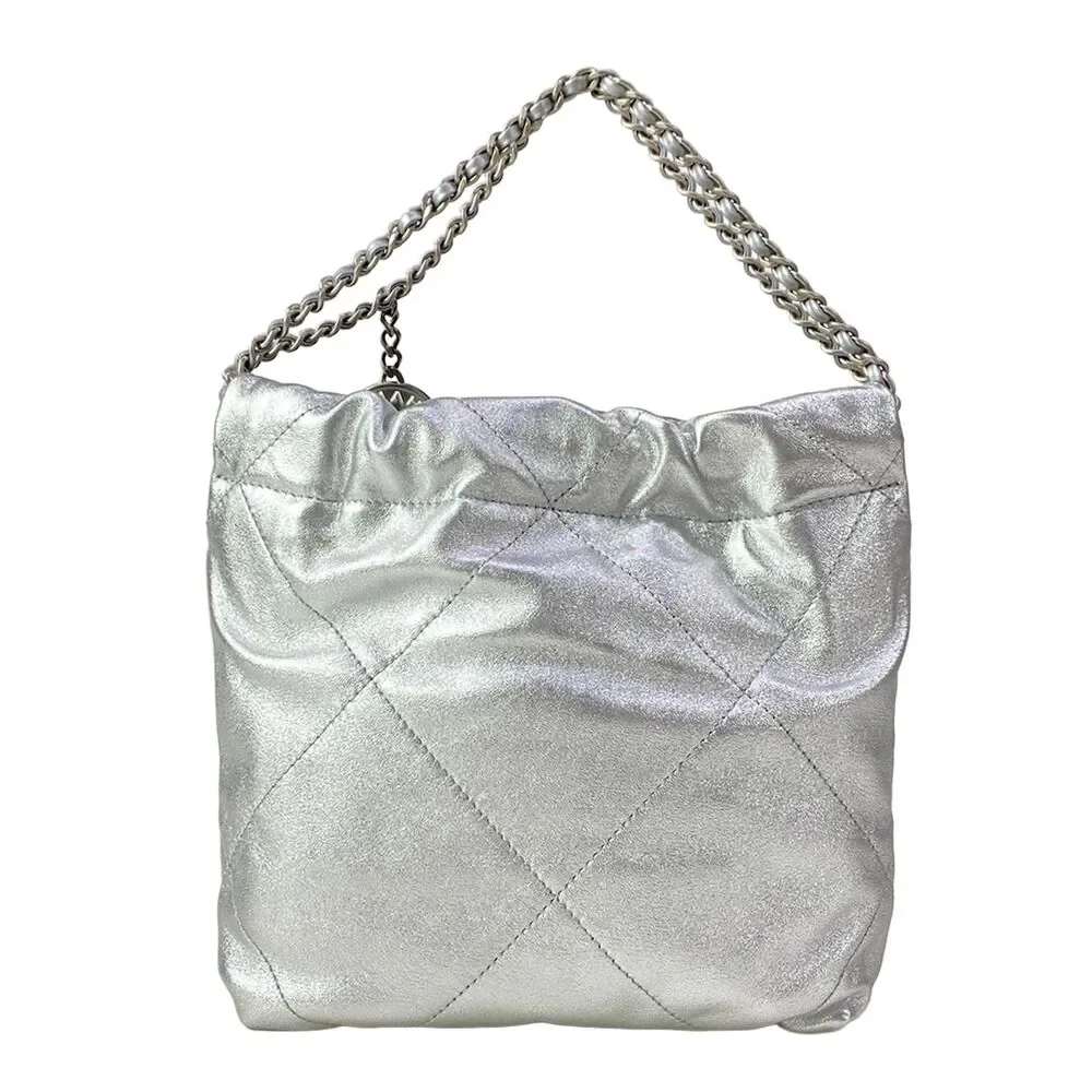 Chanel 22 mini handbag AS3980